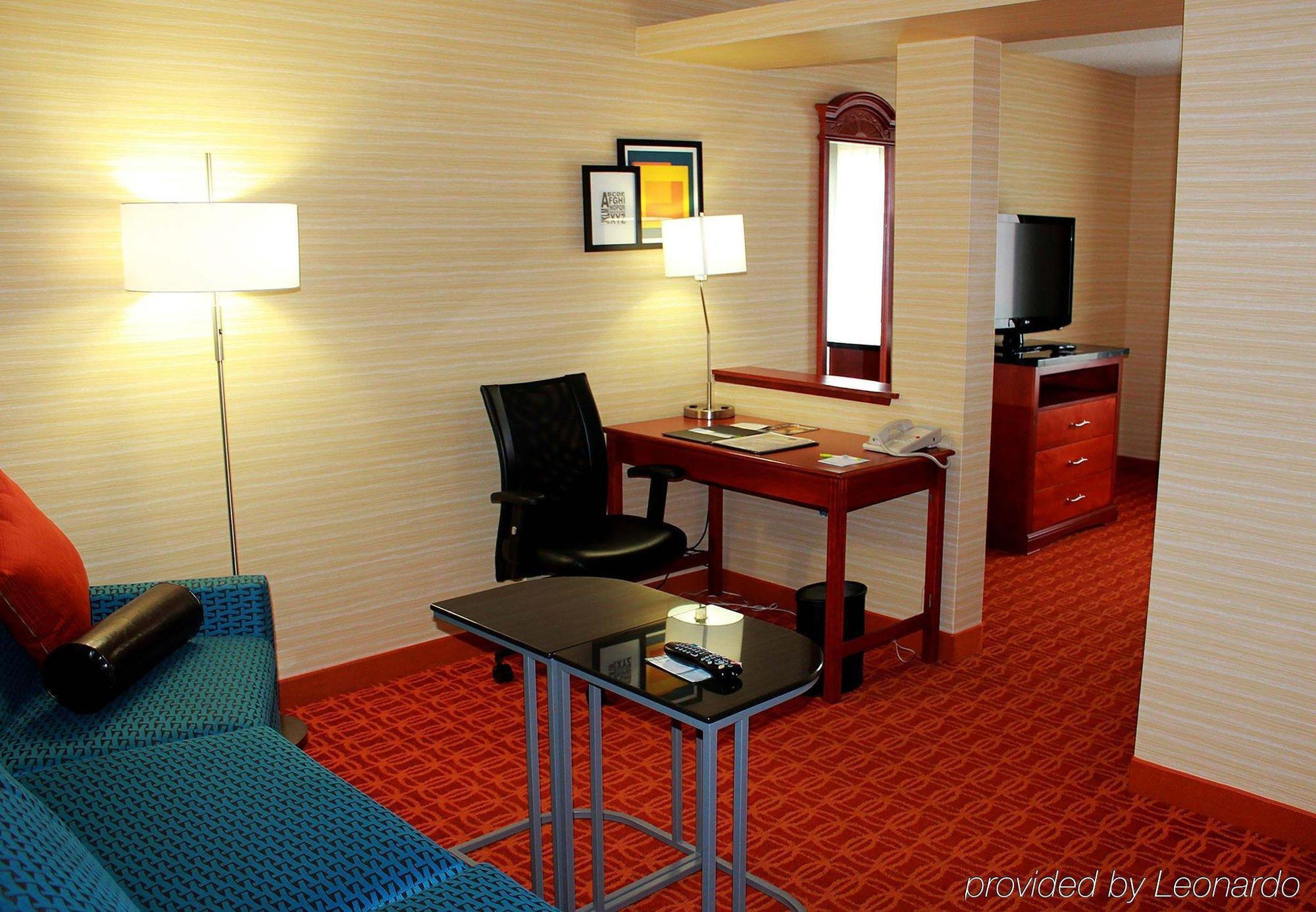 Fairfield Inn & Suites Detroit Farmington Hills Zewnętrze zdjęcie