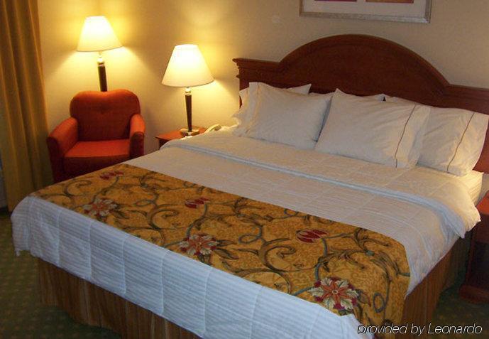 Fairfield Inn & Suites Detroit Farmington Hills Zewnętrze zdjęcie