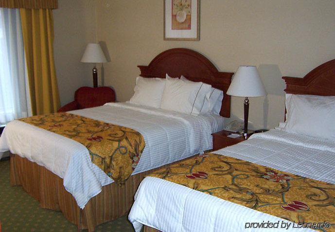 Fairfield Inn & Suites Detroit Farmington Hills Pokój zdjęcie