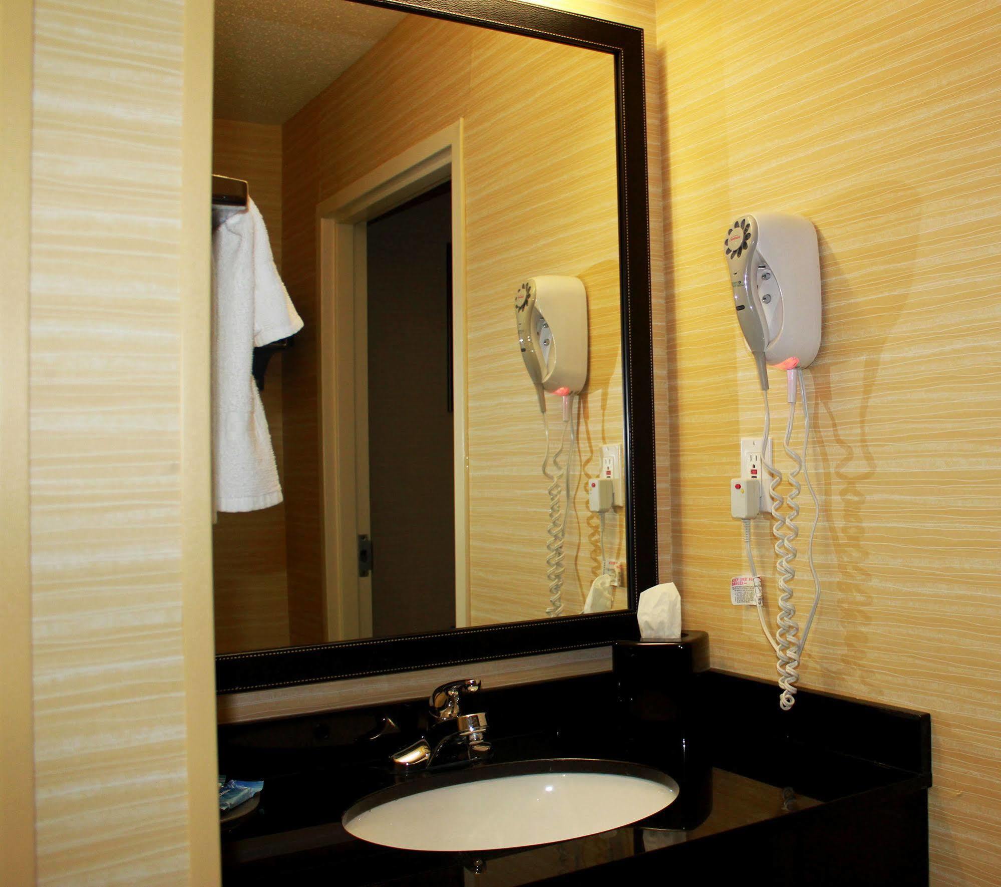 Fairfield Inn & Suites Detroit Farmington Hills Zewnętrze zdjęcie